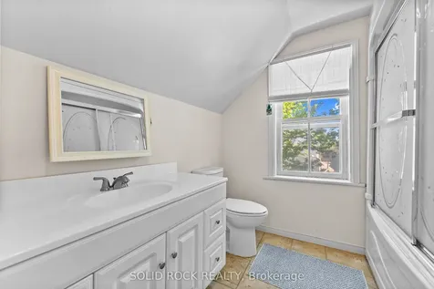 38 Hugh Street S Arnprior ON K7S 2V6