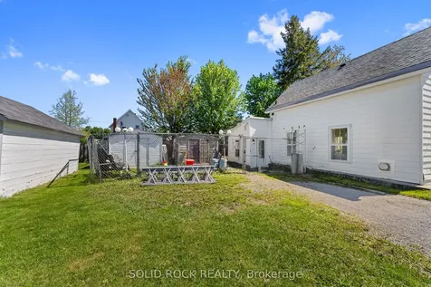38 Hugh Street S Arnprior ON K7S 2V6