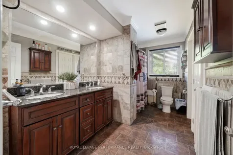1321 Lochiel Street Cornwall ON K6H 6N5