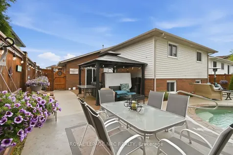 27 Woodrush Avenue Welland ON L3C 6S6
