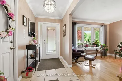 27 Woodrush Avenue Welland ON L3C 6S6