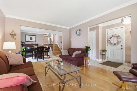 27 Woodrush Avenue Welland ON L3C 6S6