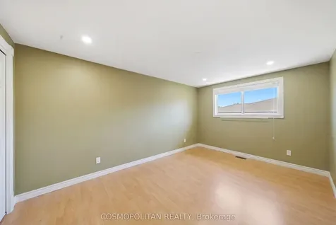 82 Stoney Brook Drive Hamilton ON L8G 3V6