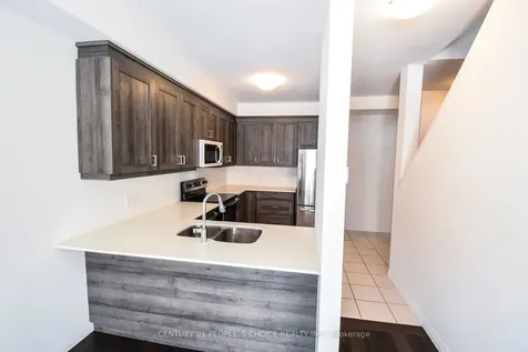 15 Hoffman Lane Hamilton ON L9G 0H2