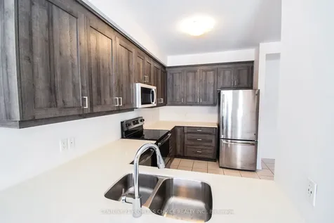 15 Hoffman Lane Hamilton ON L9G 0H2