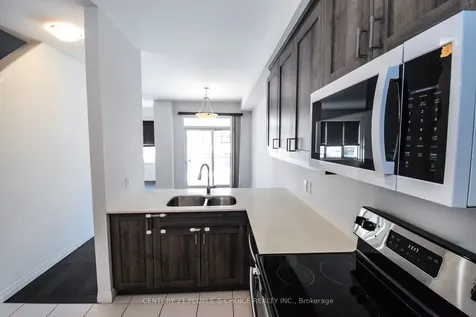 15 Hoffman Lane Hamilton ON L9G 0H2