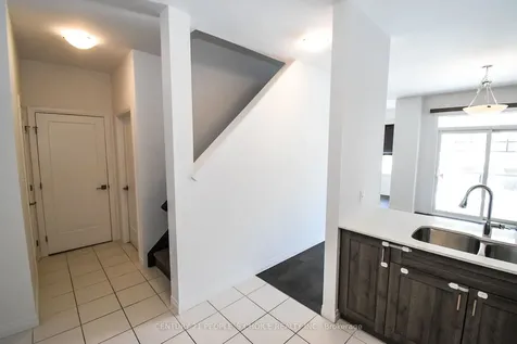 15 Hoffman Lane Hamilton ON L9G 0H2