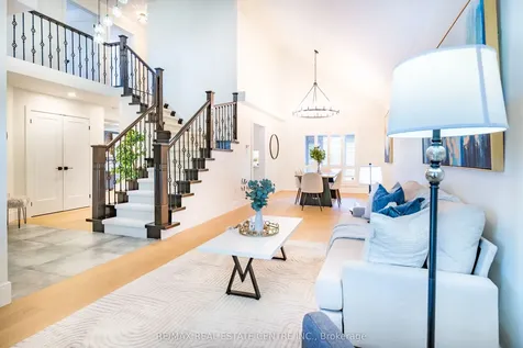 2 Orvieto Court Hamilton ON L8E 5W1