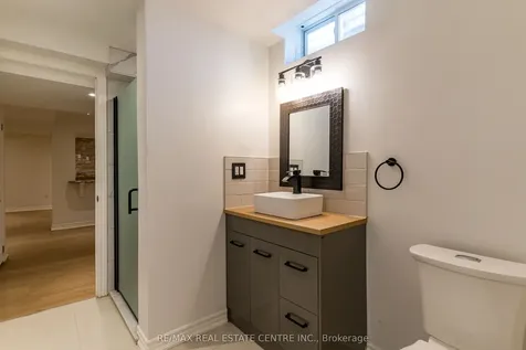 2 Orvieto Court Hamilton ON L8E 5W1