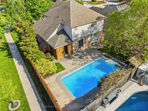2 Orvieto Court Hamilton ON L8E 5W1