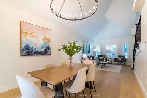 2 Orvieto Court Hamilton ON L8E 5W1