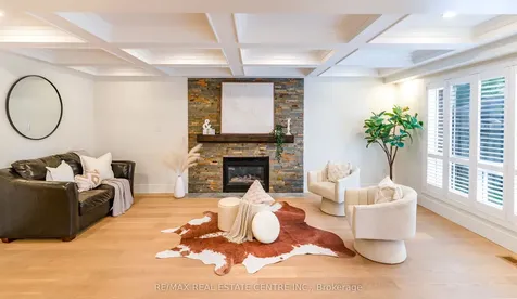 2 Orvieto Court Hamilton ON L8E 5W1