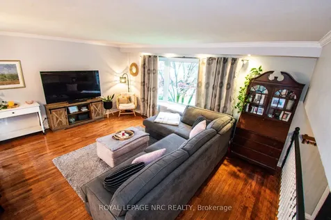 11 Sheldonbury Court St. Catharines ON L2N 6G8