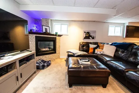 11 Sheldonbury Court St. Catharines ON L2N 6G8