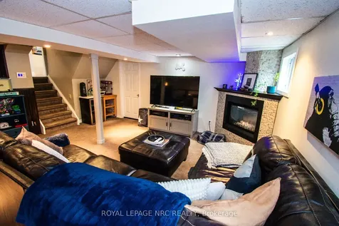 11 Sheldonbury Court St. Catharines ON L2N 6G8