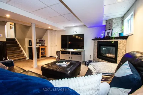 11 Sheldonbury Court St. Catharines ON L2N 6G8