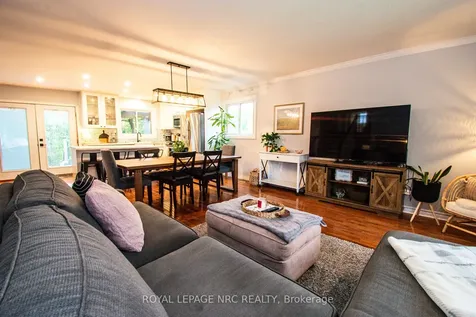 11 Sheldonbury Court St. Catharines ON L2N 6G8