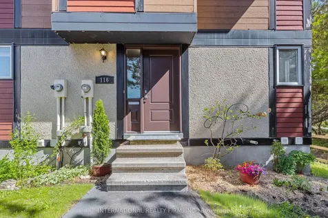 116 Mcclintock Way Kanata ON K2L 2A4