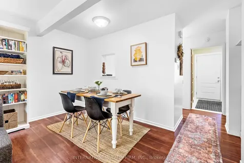 116 Mcclintock Way Kanata ON K2L 2A4
