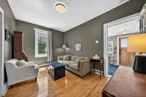 516 High Street W Georgian Bay ON P0C 1H0