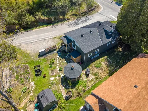 516 High Street W Georgian Bay ON P0C 1H0