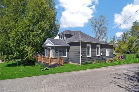 516 High Street W Georgian Bay ON P0C 1H0
