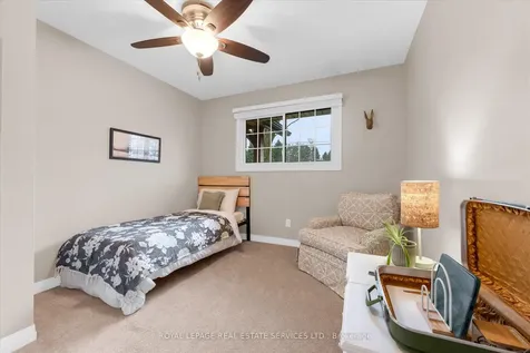 20 Casablanca Boulevard Grimsby ON L3M 3Z1