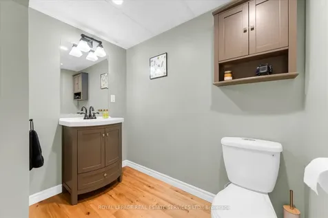 20 Casablanca Boulevard Grimsby ON L3M 3Z1