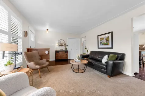20 Casablanca Boulevard Grimsby ON L3M 3Z1