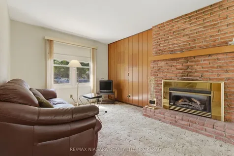 6609 Leawood Court Niagara Falls ON L2G 2R1