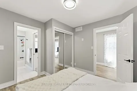 77 Semley Avenue Welland ON L3C 1X5