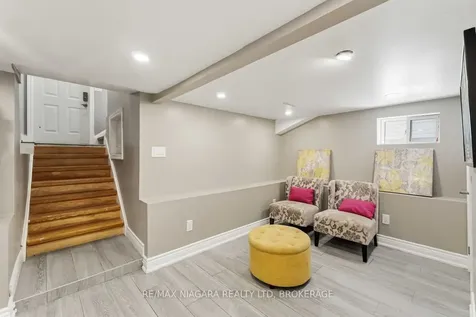 77 Semley Avenue Welland ON L3C 1X5