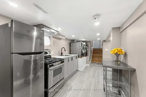 77 Semley Avenue Welland ON L3C 1X5
