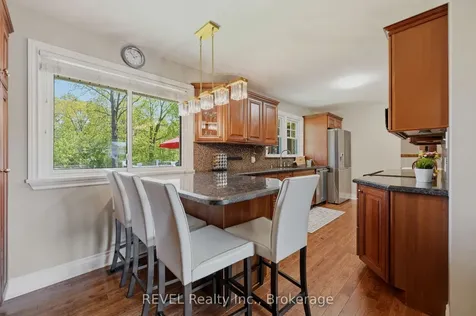 7484 Merritt Avenue Niagara Falls ON L2G 5C5