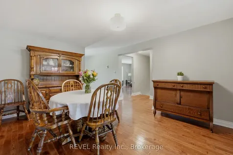 7484 Merritt Avenue Niagara Falls ON L2G 5C5