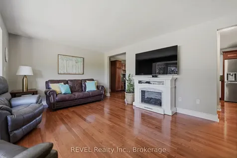 7484 Merritt Avenue Niagara Falls ON L2G 5C5