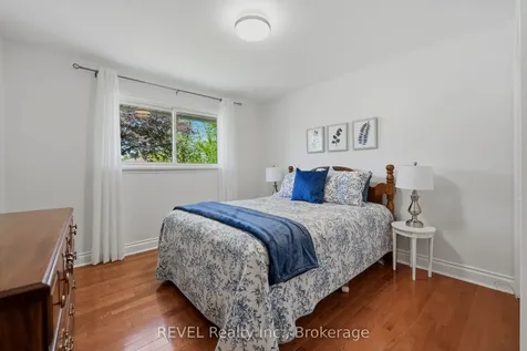 7484 Merritt Avenue Niagara Falls ON L2G 5C5
