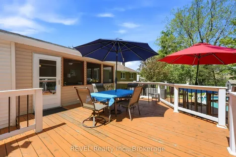 7484 Merritt Avenue Niagara Falls ON L2G 5C5
