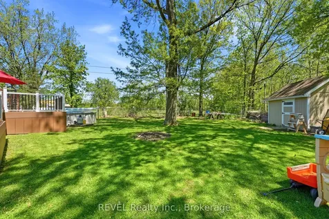 7484 Merritt Avenue Niagara Falls ON L2G 5C5