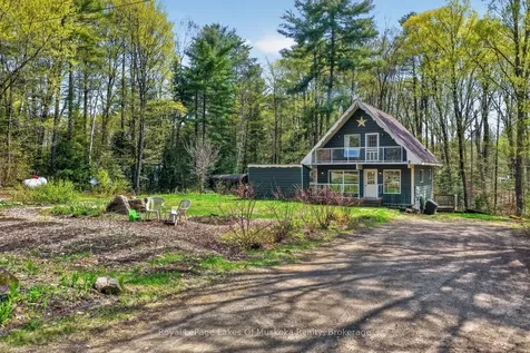 1034 Old 117 Highway Lake Of Bays ON P0B 1A0