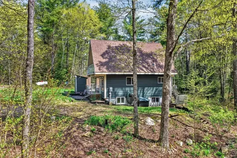 1034 Old 117 Highway Lake Of Bays ON P0B 1A0
