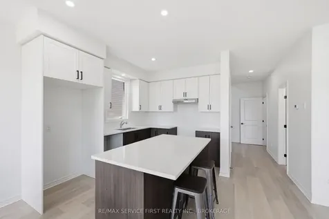 1351 Woodfield Crescent Kingston ON K7P 0T3