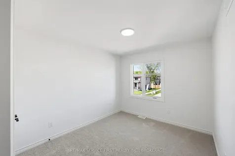 1351 Woodfield Crescent Kingston ON K7P 0T3