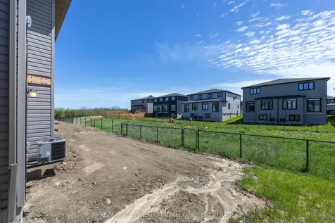 1351 Woodfield Crescent Kingston ON K7P 0T3