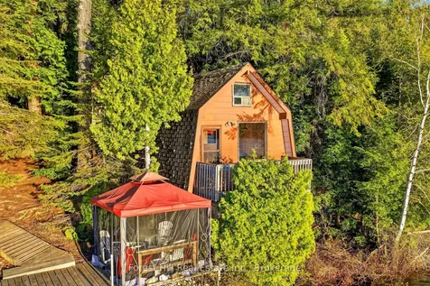 136 Rock Point Road Kearney ON P0A 1M0