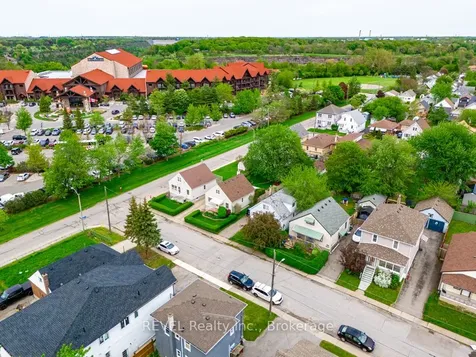 4092 Acheson Avenue Niagara Falls ON L2E 3L9