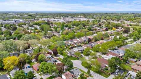 40 Longfellow Avenue St. Catharines ON L2R 6N7
