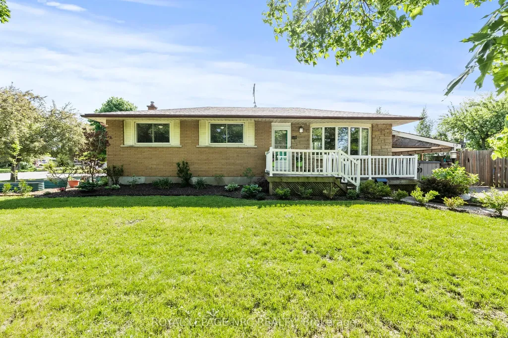 10 Ancaster Boulevard St. Catharines ON L2M 6V9