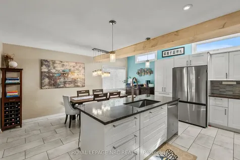 10 Ancaster Boulevard St. Catharines ON L2M 6V9