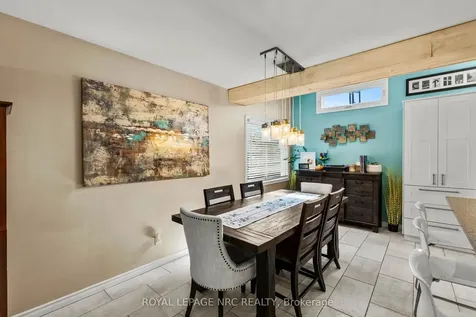 10 Ancaster Boulevard St. Catharines ON L2M 6V9